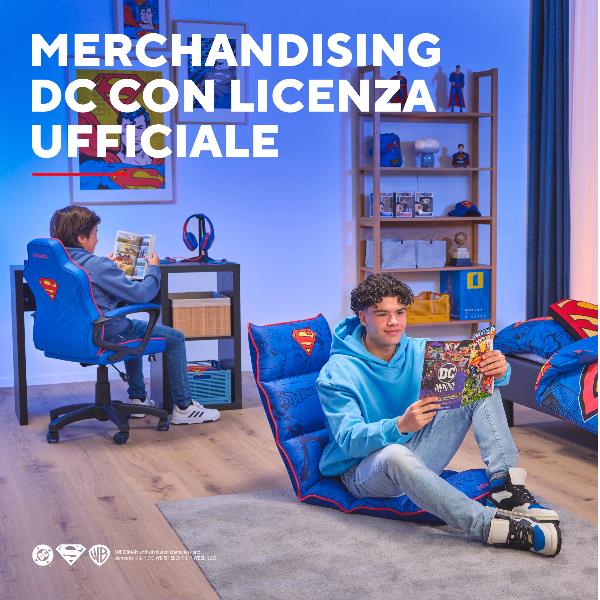 SEDIA GAMING DA PAVIMENTO PIEGHEVOLE LICENZIATA (DC) SUPERMAN - TRUST GXT 718SM RAYZEE - BLU 7
