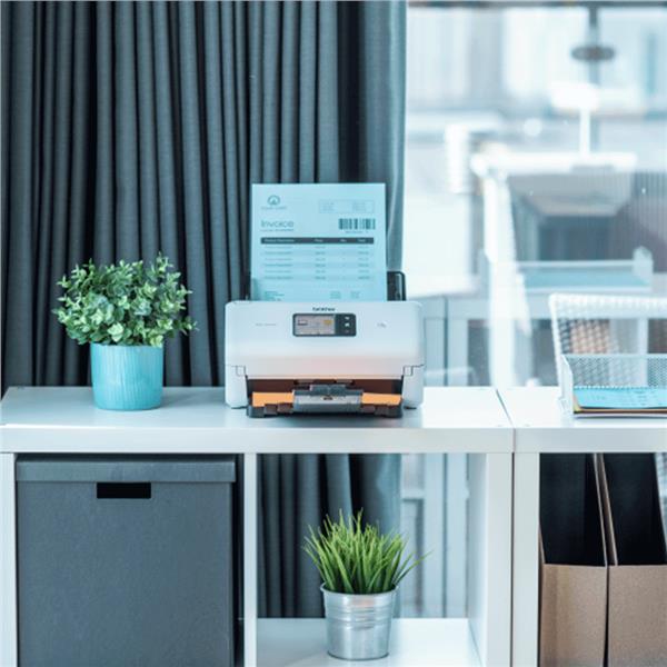 Scanner documentale desktop Brother ADS4550W 6