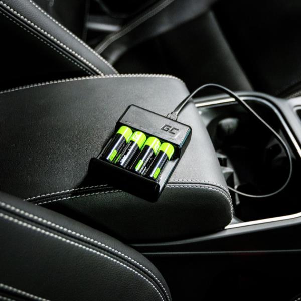 Caricabatterie Green Cell GC VitalCharger Ni-MH AA e AAA con porta Micro USB e USB-C 5