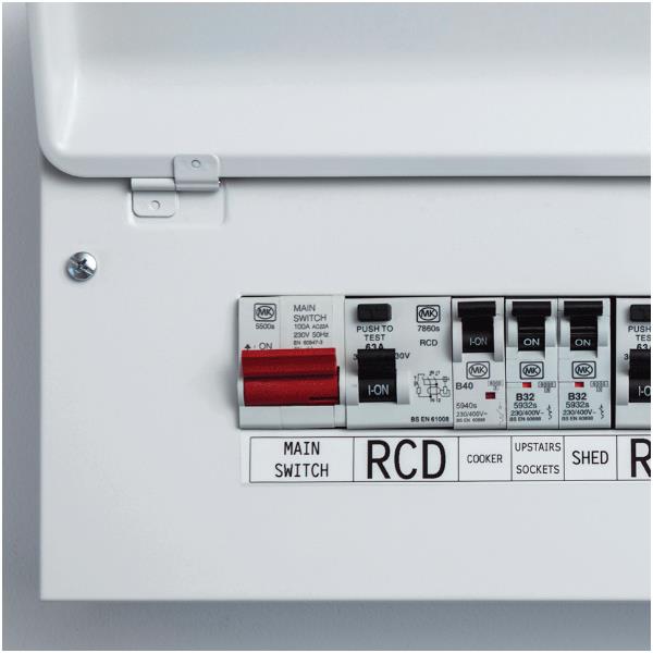 Etichettatrice elettronica palmare per settore elettrico con valigetta inclusa Brother PTE560BTVP 3